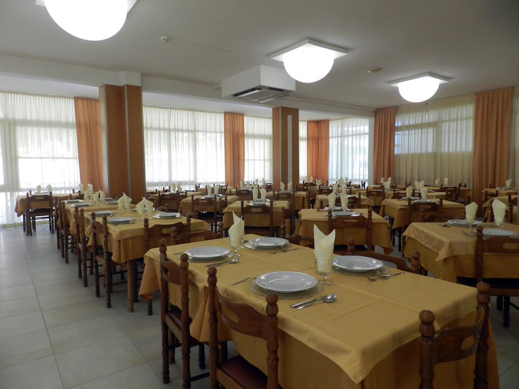 Hotel Michelangelo 벨레지아아지마리나 외부 사진